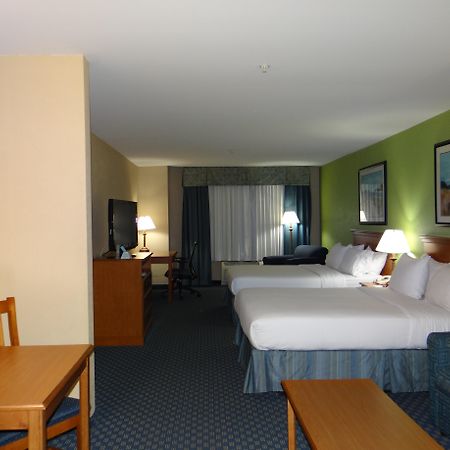 Holiday Inn Express Hotel & Suites Salisbury - Delmar By Ihg Exterior foto