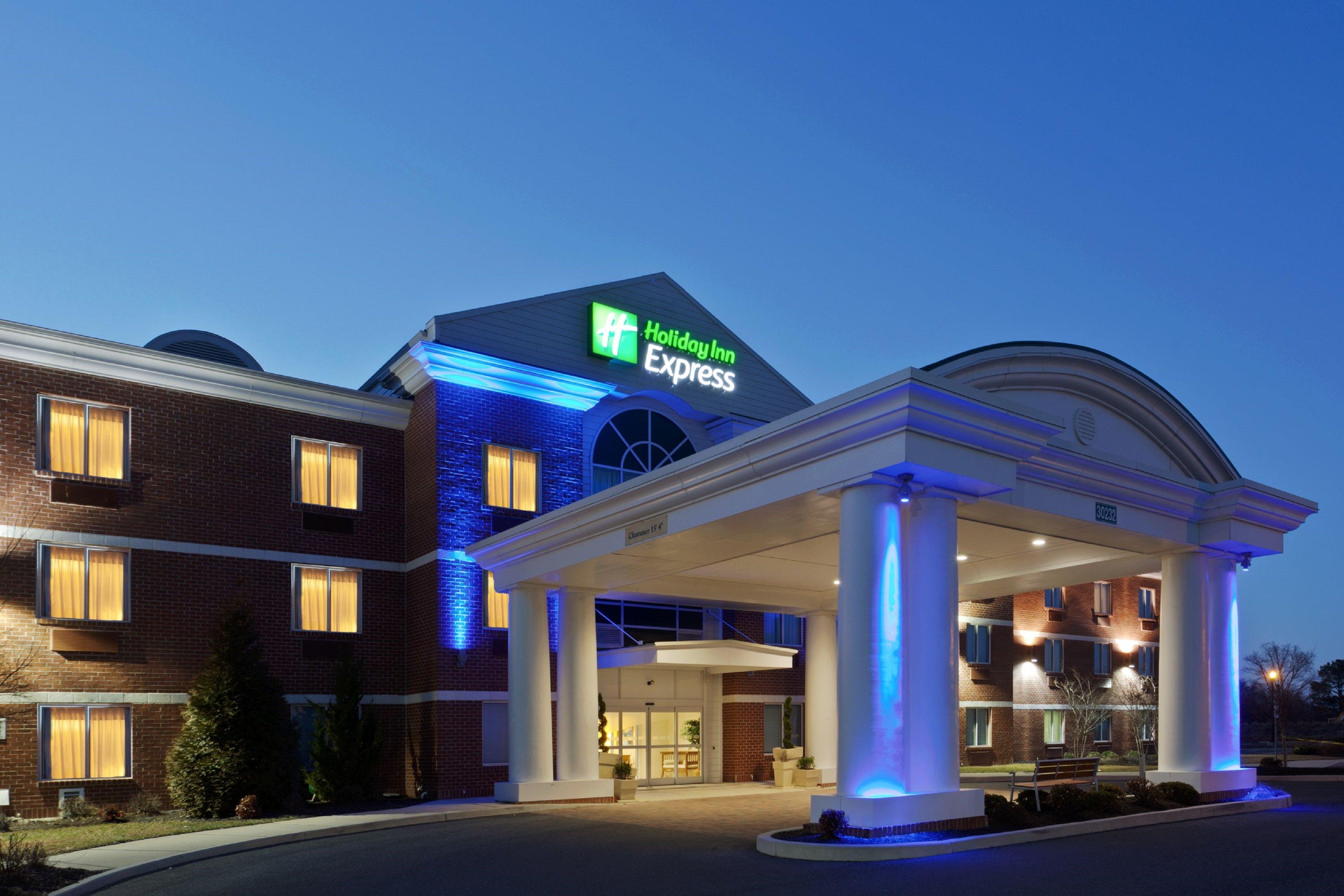 Holiday Inn Express Hotel & Suites Salisbury - Delmar By Ihg Exterior foto