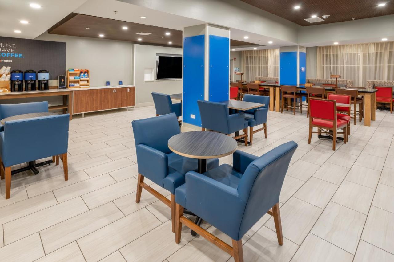 Holiday Inn Express Hotel & Suites Salisbury - Delmar By Ihg Exterior foto