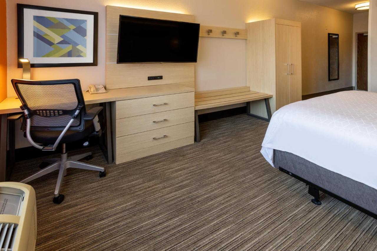 Holiday Inn Express Hotel & Suites Salisbury - Delmar By Ihg Exterior foto