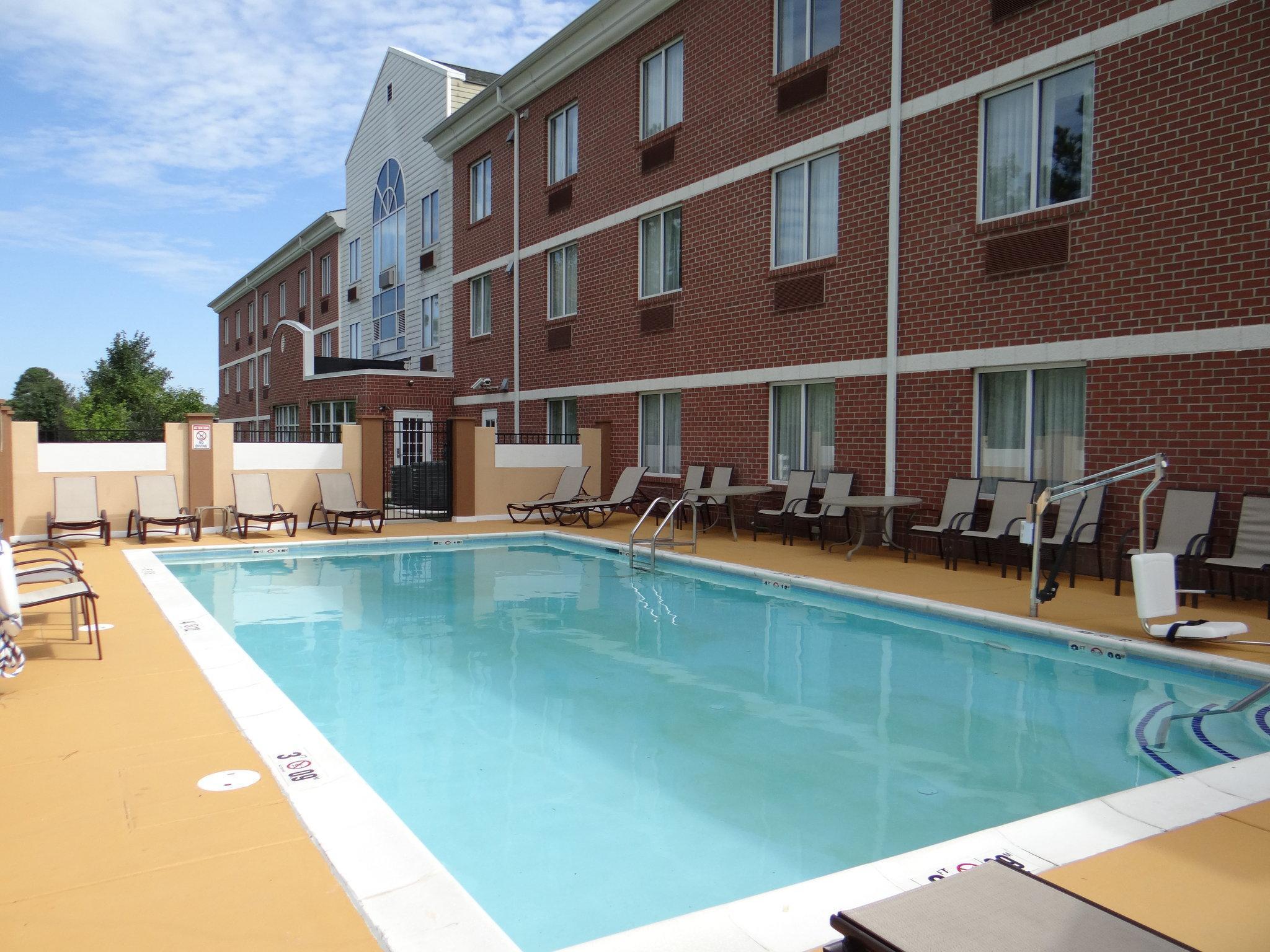 Holiday Inn Express Hotel & Suites Salisbury - Delmar By Ihg Exterior foto