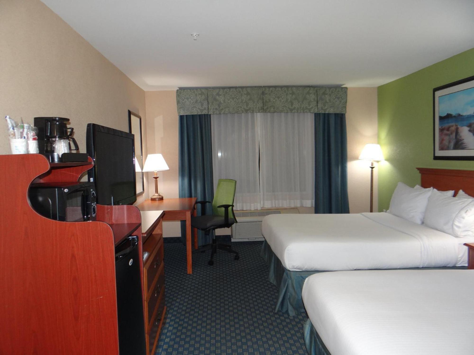 Holiday Inn Express Hotel & Suites Salisbury - Delmar By Ihg Exterior foto